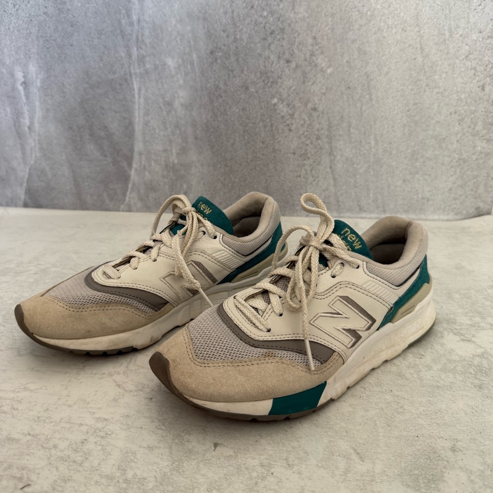 Women's New Balance Sneakers